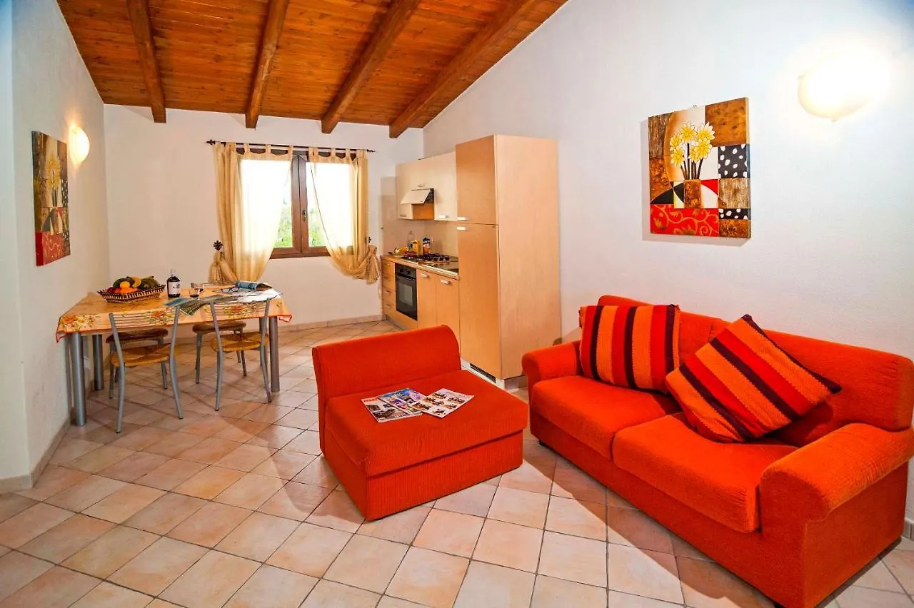 Apartment Residence Lu Soli Budoni Case Vacanza 850M Spiaggia