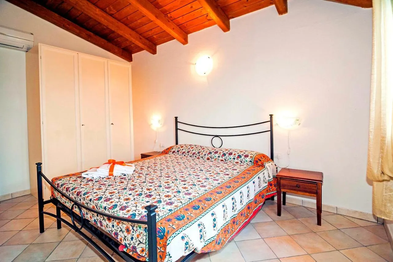 Residence Lu Soli Budoni Case Vacanza 850M Spiaggia Italy