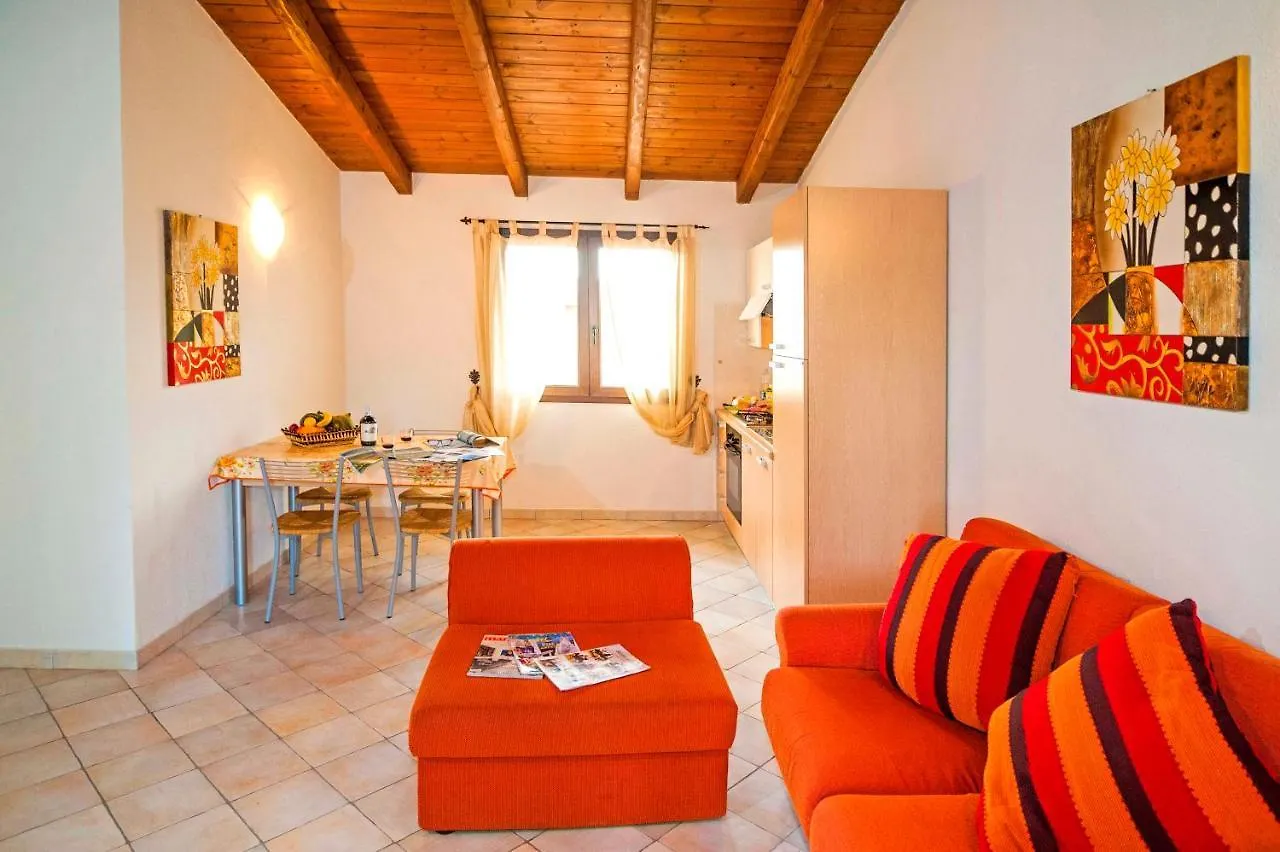 Residence Lu Soli Budoni Case Vacanza 850M Spiaggia Apartment