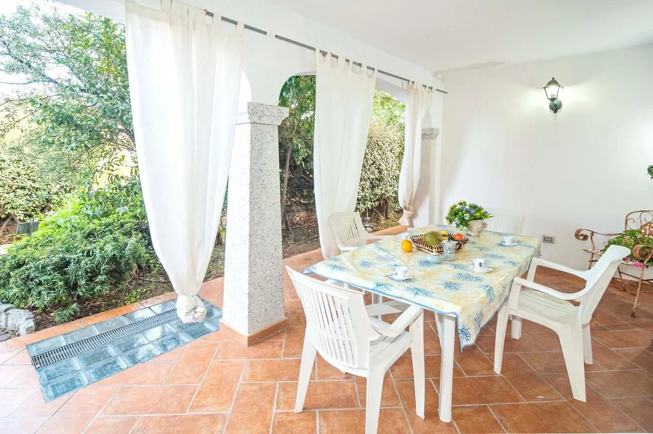 Apartment Residence Lu Soli Budoni Case Vacanza 850M Spiaggia